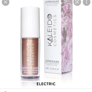 NWT astrolight kaleido cosmetics curator or good vibes creamy 8 hour highlighter